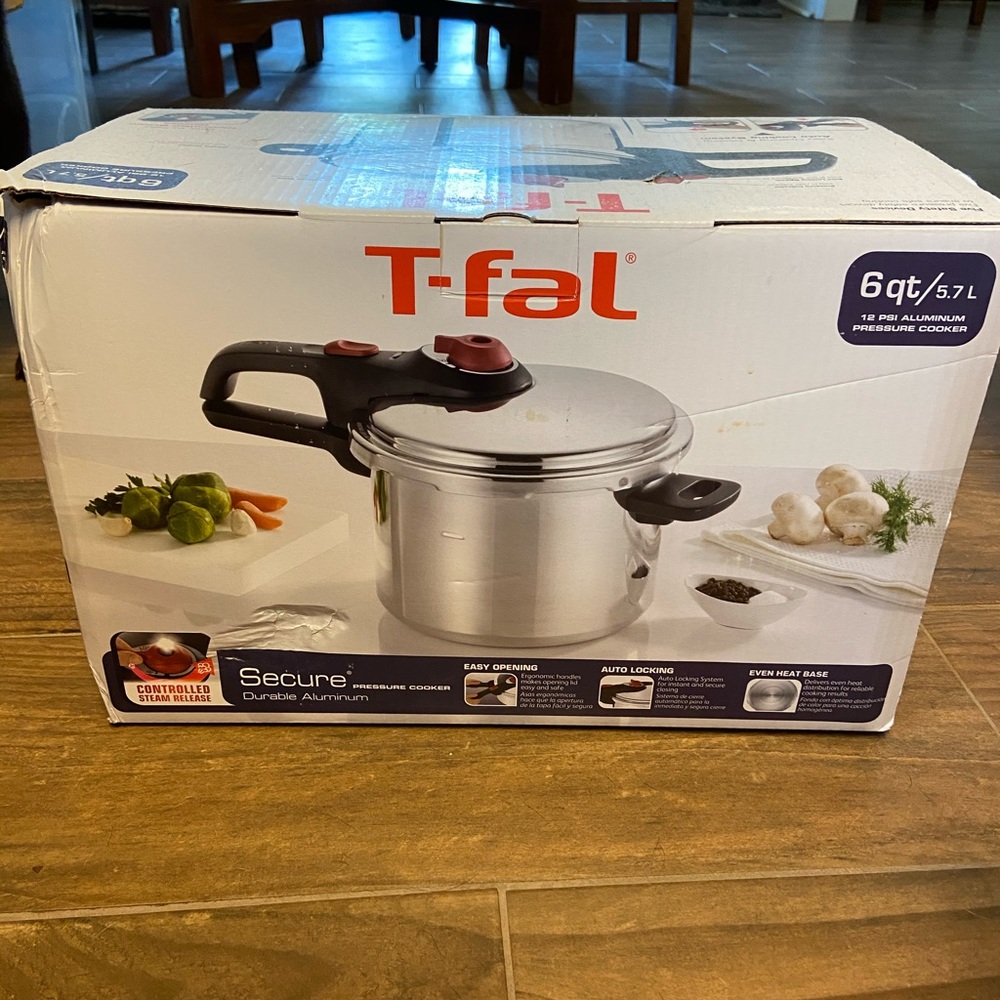 Pressure cooker